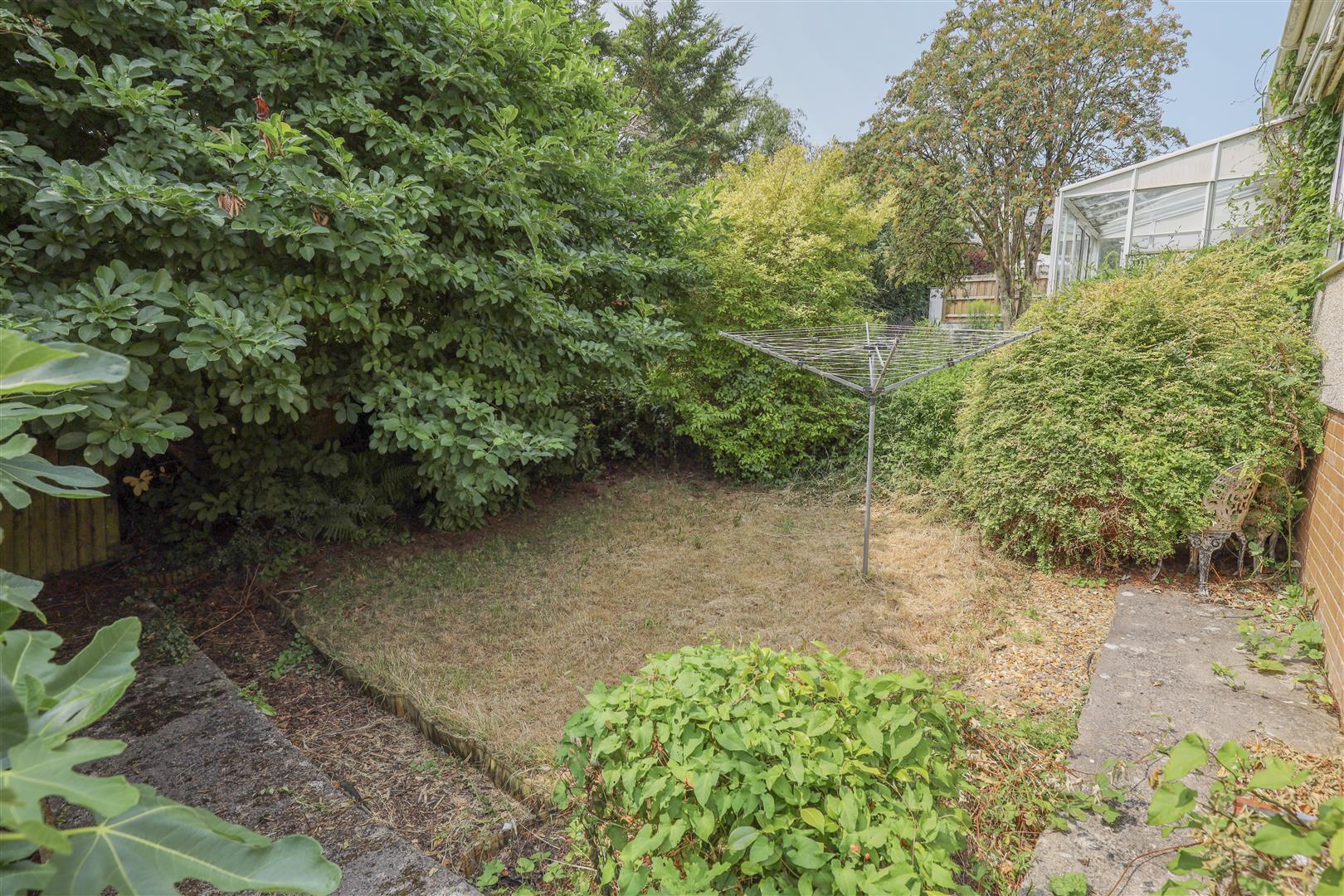 5 Wolfe Close, Cowbridge, Vale of Glamorgan, CF71 7AZ